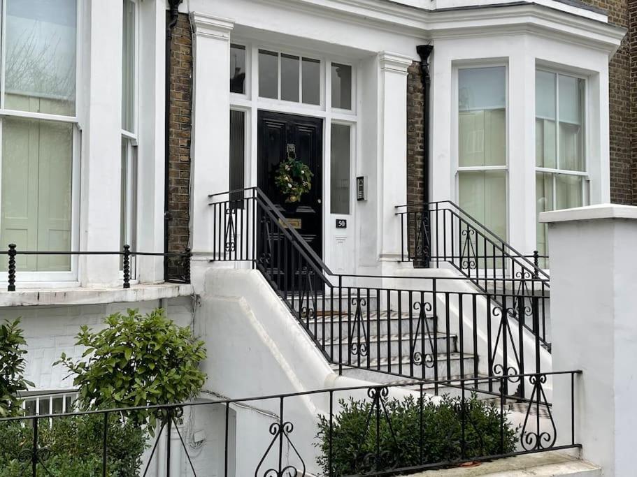Stylish 3-bedroom Flat In Kensington Londra