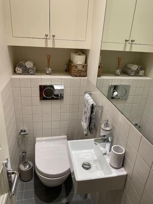 Appartamento Stylish 3-bedroom Flat In Kensington *
